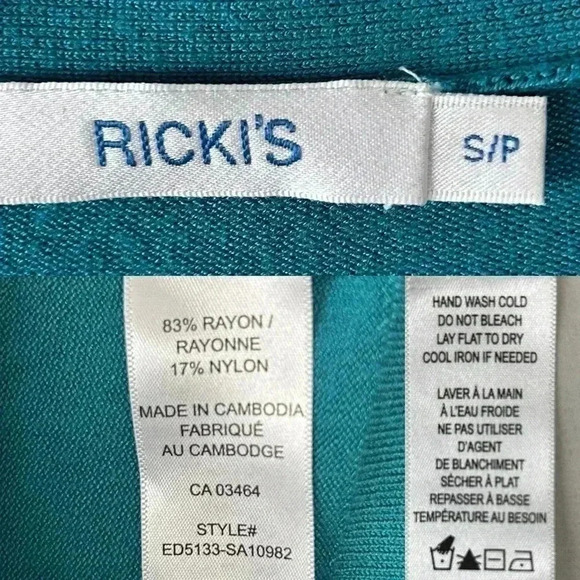 Ricki’s Cardigan V Neck Button Front Sweater Fitted Teal Green Size Small - Picture 12 of 16